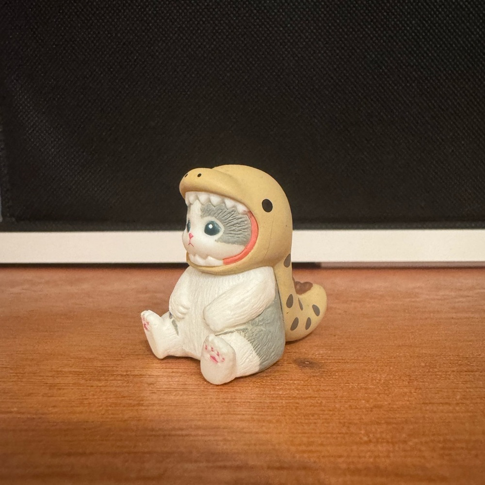 Mofusand Sitting Sea Creature Figurine